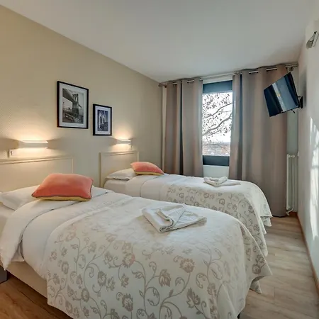Hotel Paul 2*